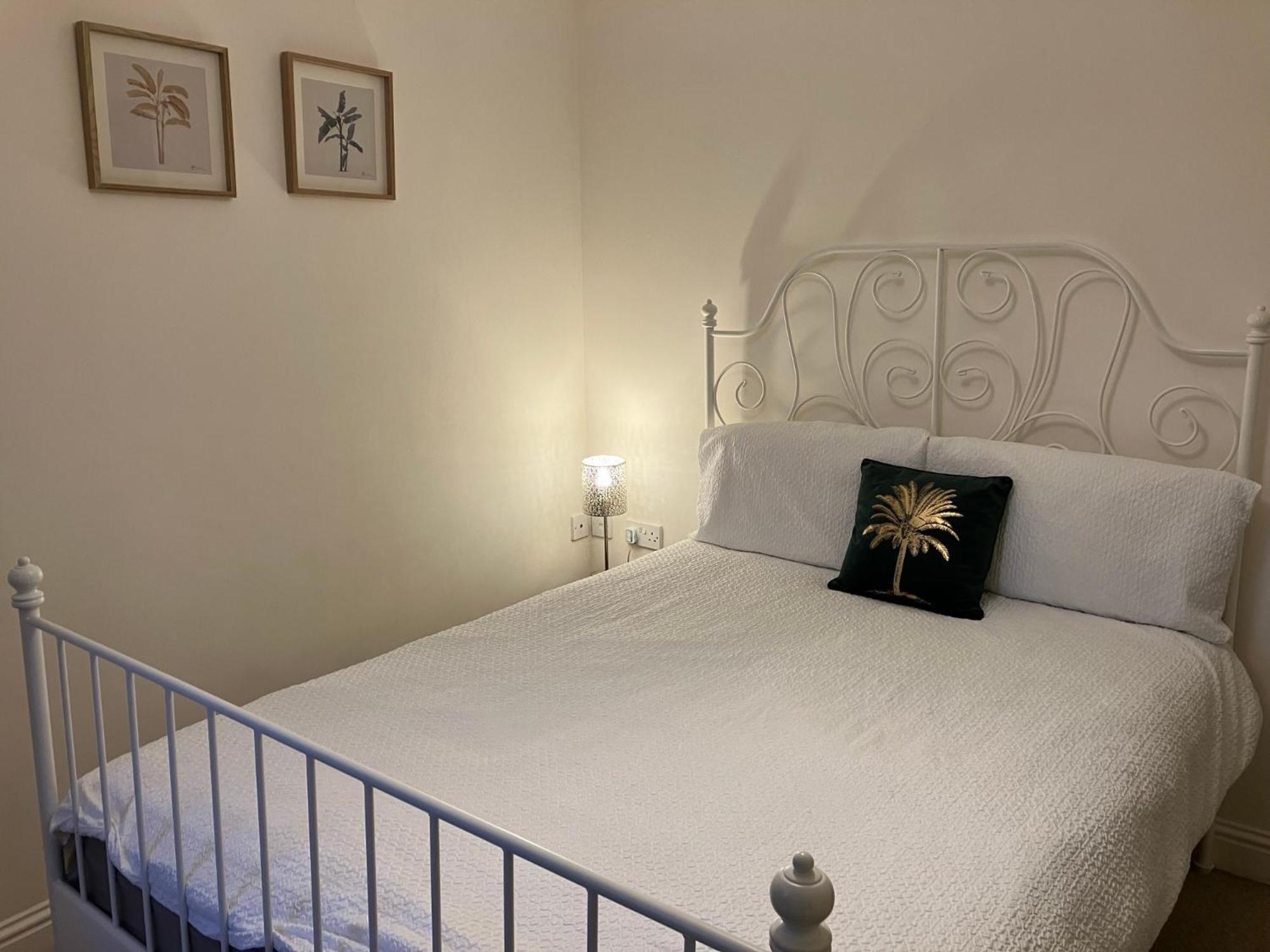 The Eaves, Glastonbury High Street 2 Bed 2 Bathroom Apartment Extérieur photo